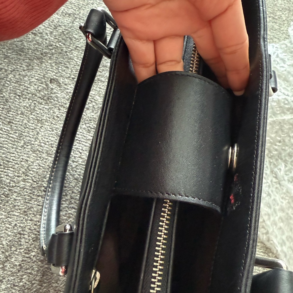 Coach • 9419 Hampton Satchel - Picture 7 of 13